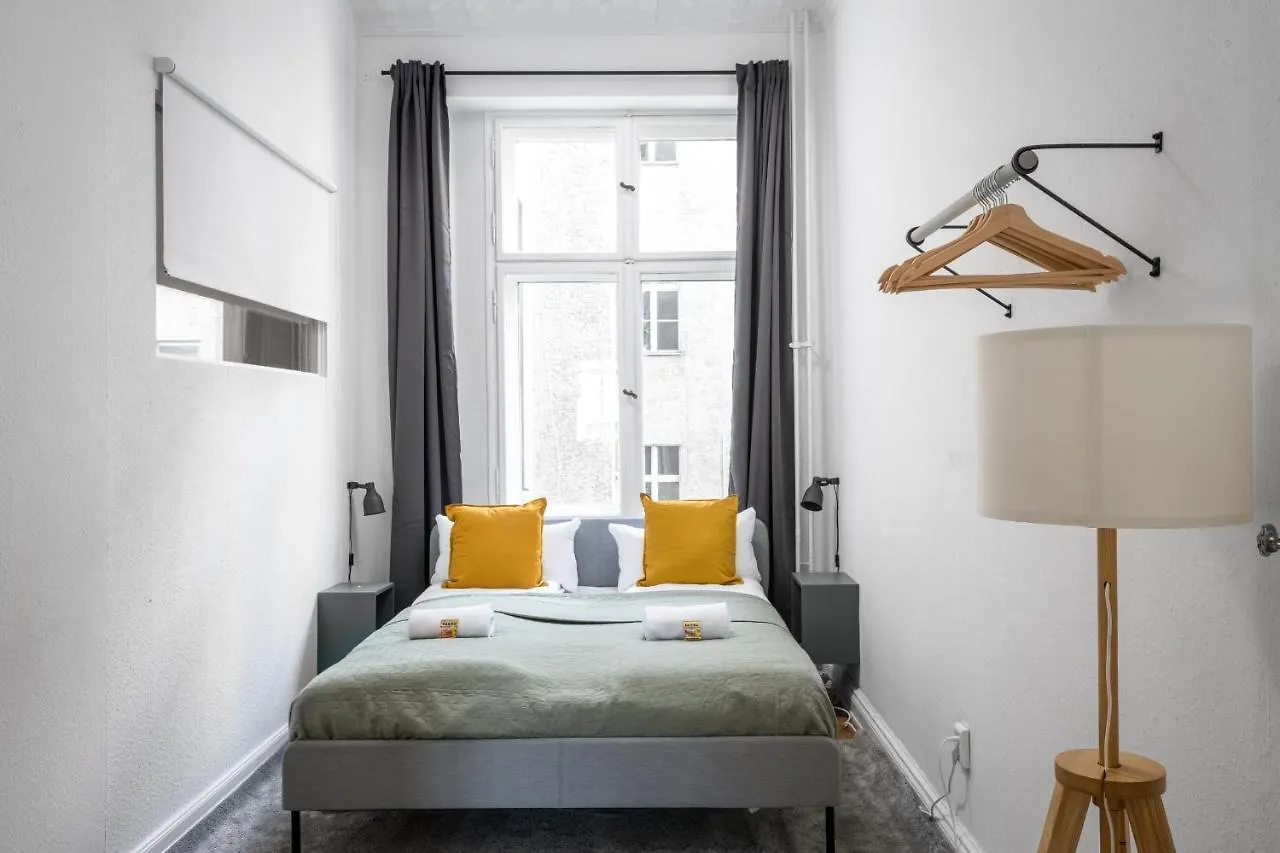 Riesiges Apartment Nahe Kudamm Sehr Schoner Altbau 123M2 Gross 12 Gaste Berlín
